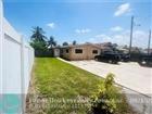 F10334517 - 827 NW 27th Ter, Fort Lauderdale, FL 33311